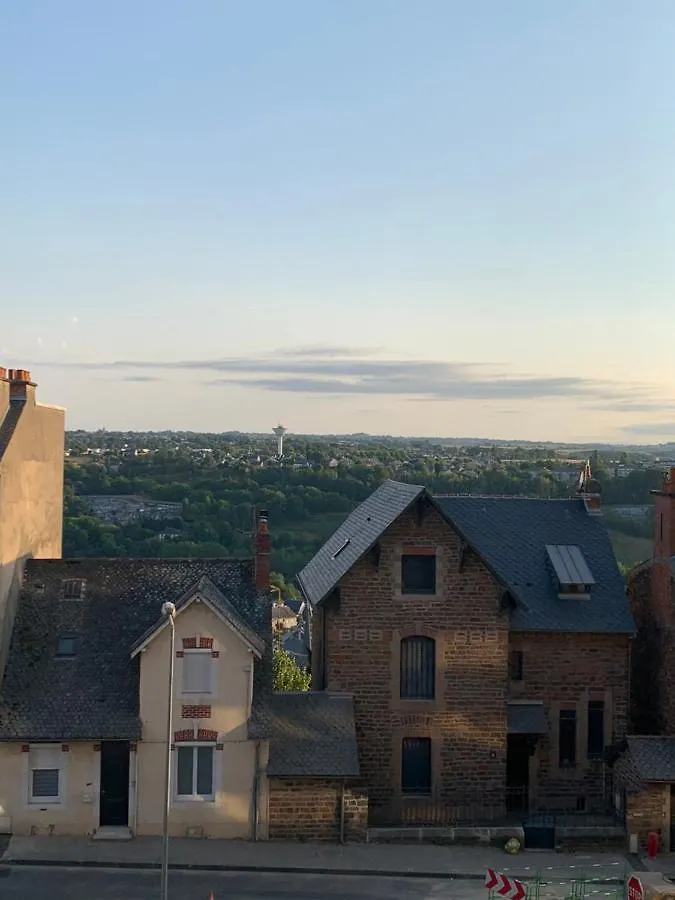 Rodez Aveyron appart. T4 neuf 2 places parking Appartement