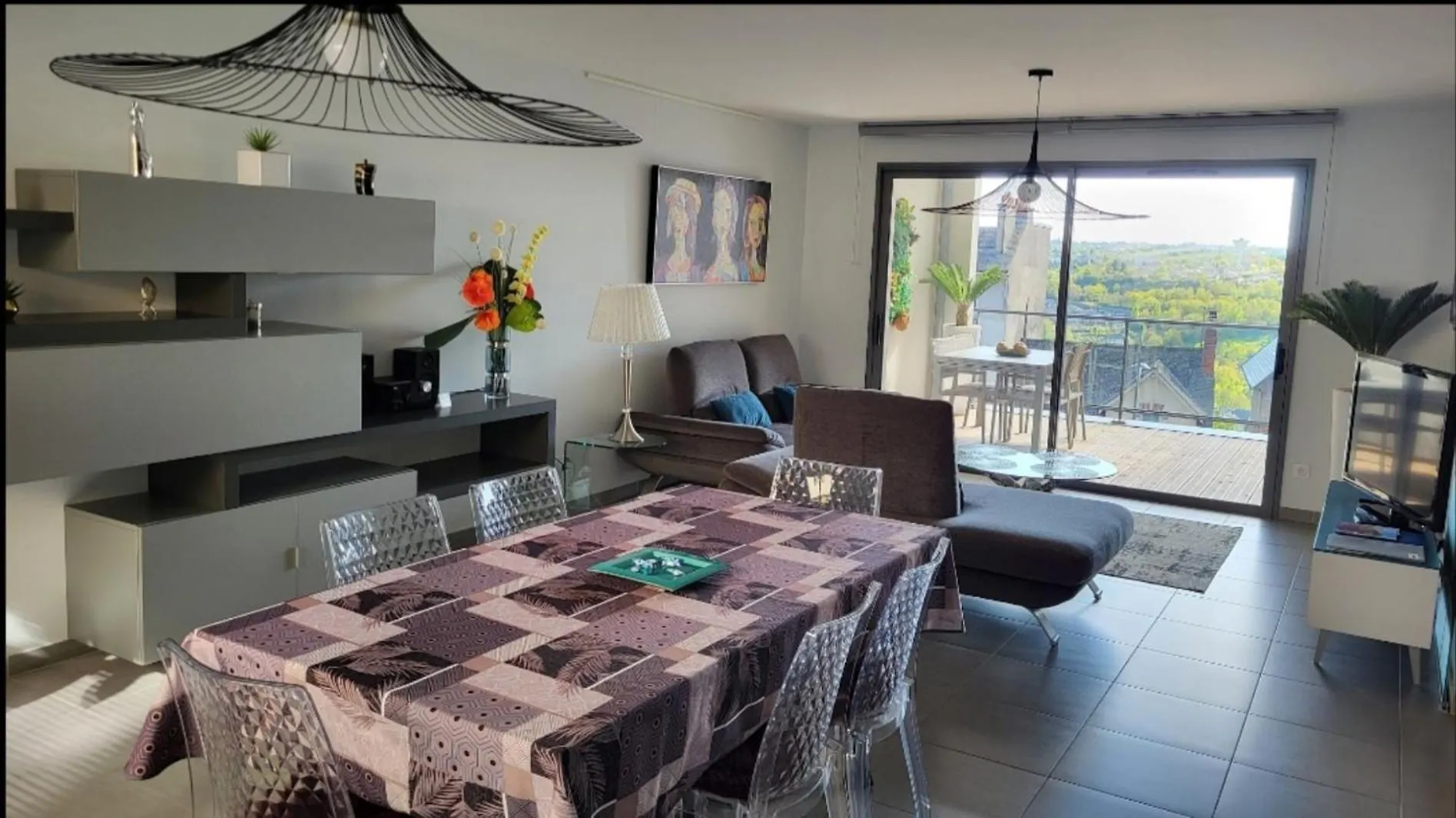 Appartement Rodez Aveyron appart. T4 neuf 2 places parking